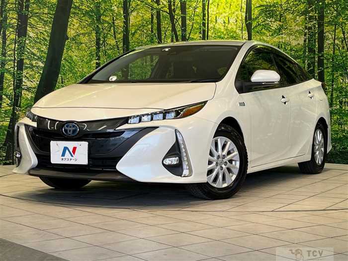 2017 Toyota Prius PHV