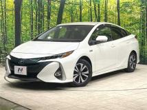 2017 Toyota Prius PHV