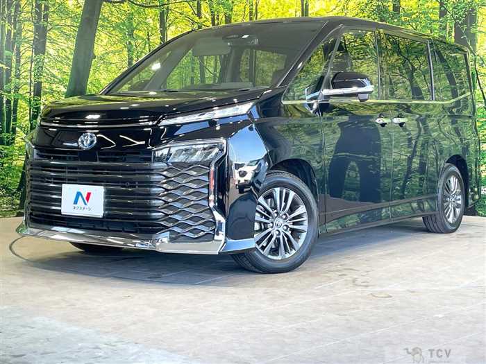 2023 Toyota Voxy