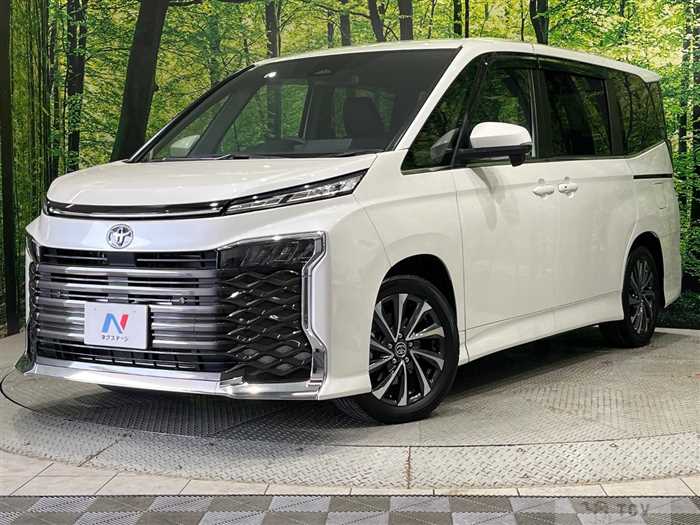 2025 Toyota Voxy