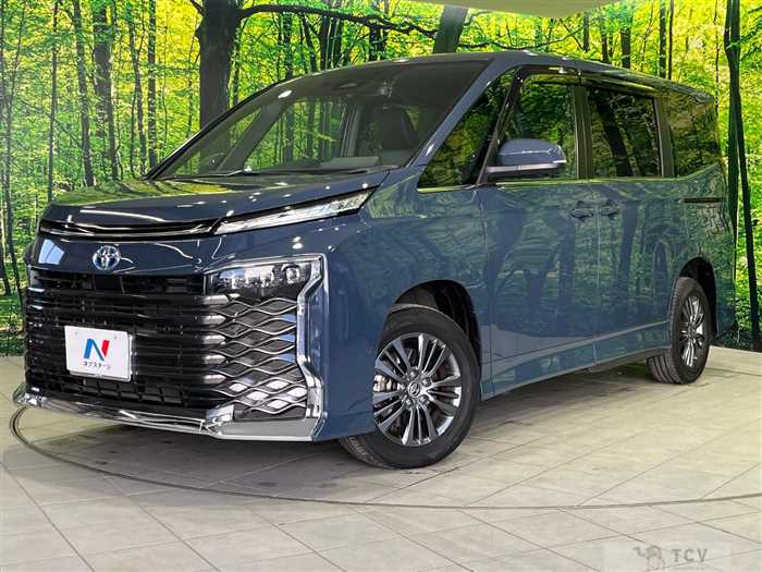 2022 Toyota Voxy