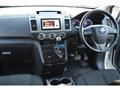 2013 Mazda MPV