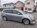2012 Mazda MPV