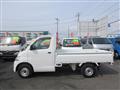 2011 Toyota Liteace Truck