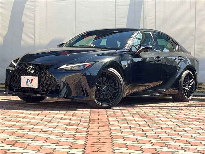 2023 Lexus IS