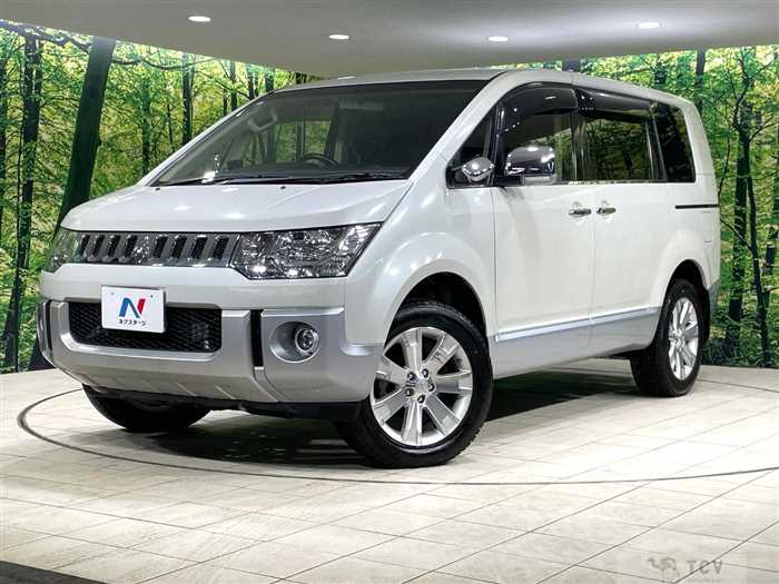 2017 Mitsubishi Delica D5