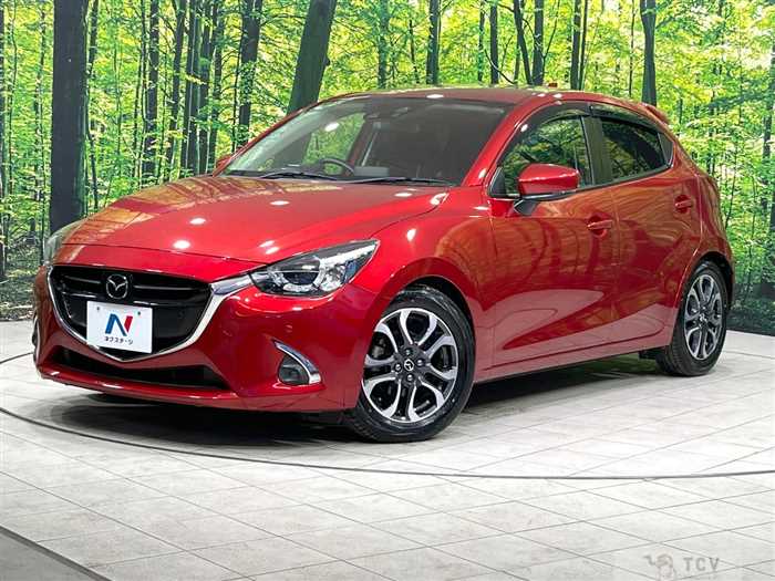 2016 Mazda Demio