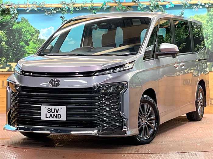 2022 Toyota Voxy