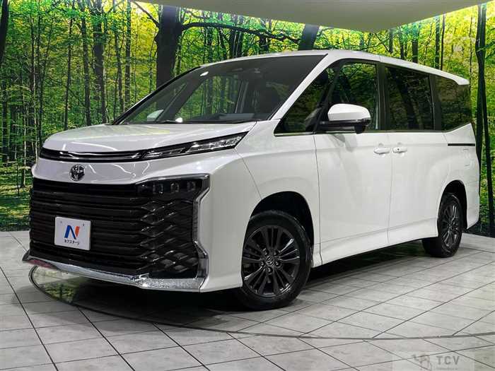2025 Toyota Voxy