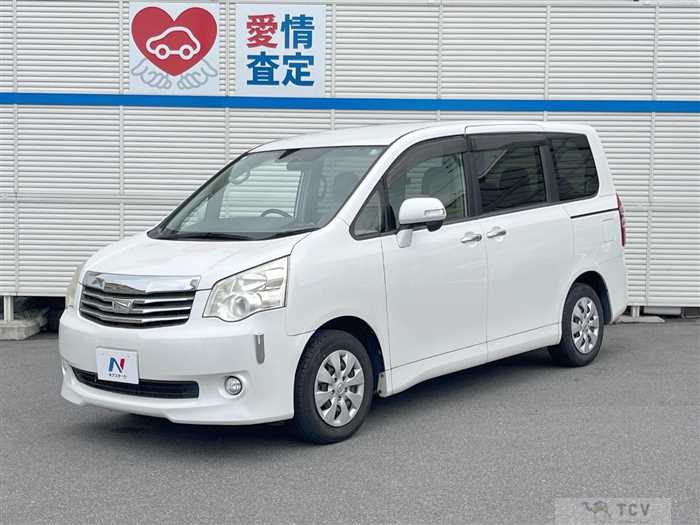 2011 Toyota Noah