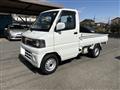2005 Nissan Clipper Truck