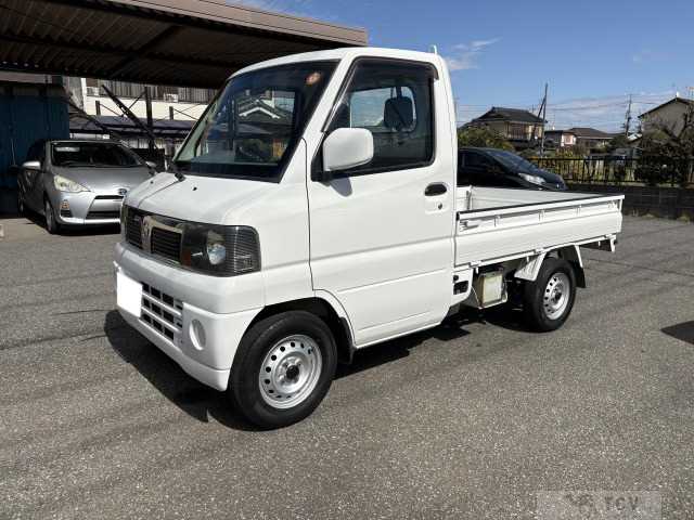 2005 Nissan Clipper Truck