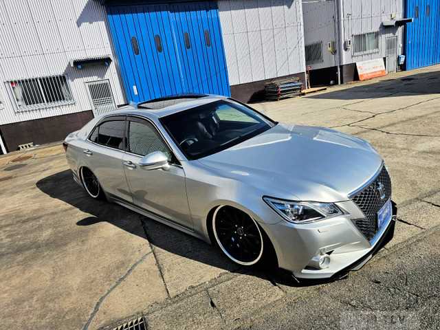 2013 Toyota Crown Athlete Series