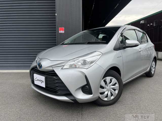 2017 Toyota Vitz