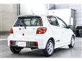 2003 Toyota Vitz