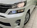 2011 Toyota Vellfire