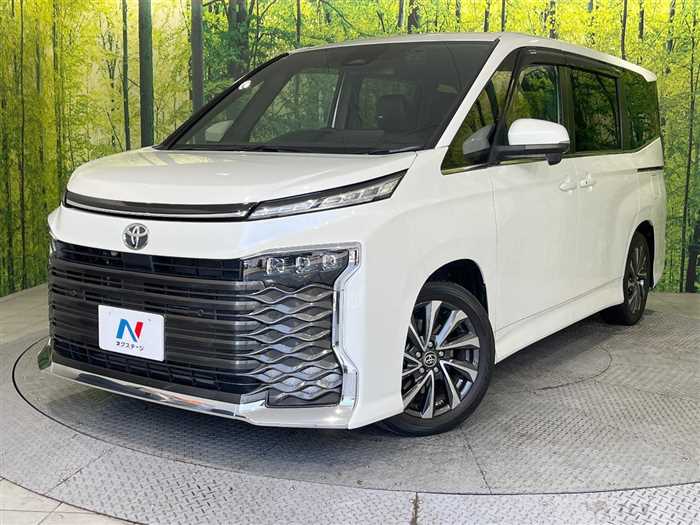 2022 Toyota Voxy