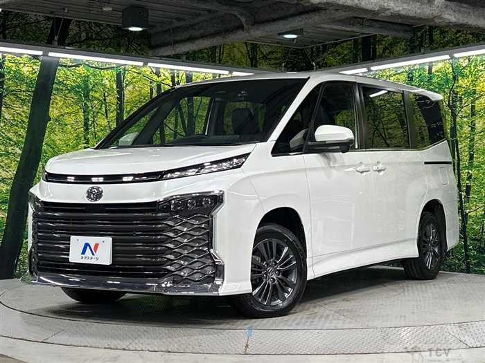 2025 Toyota Voxy