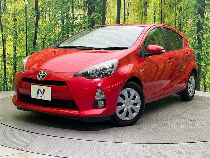 2013 Toyota AQUA
