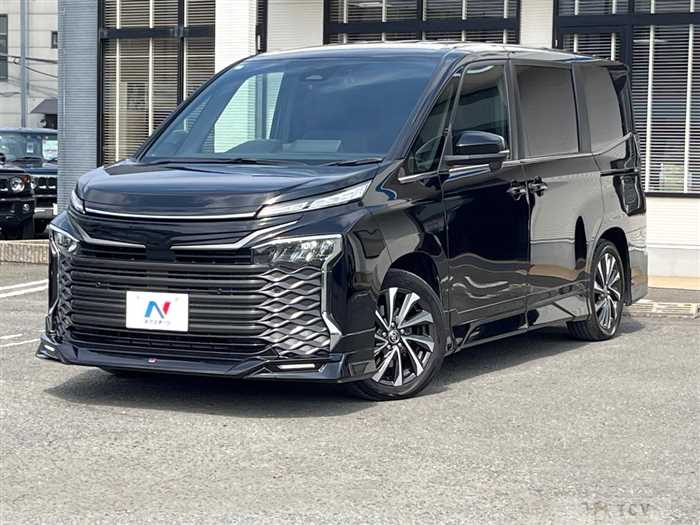 2023 Toyota Voxy