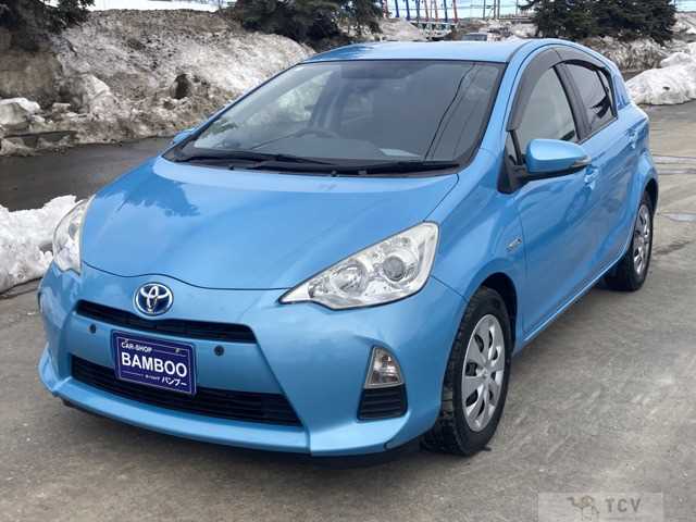2012 Toyota AQUA