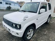 2000 Mitsubishi Pajero Mini