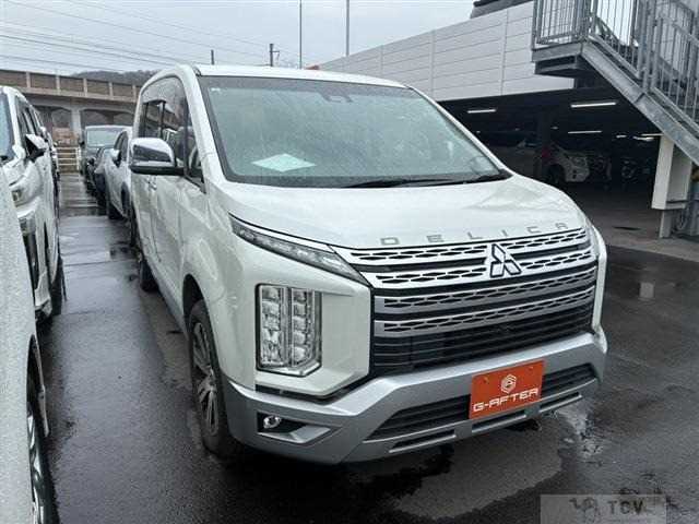 2019 Mitsubishi Delica D5