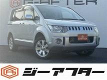 2016 Mitsubishi Delica D5