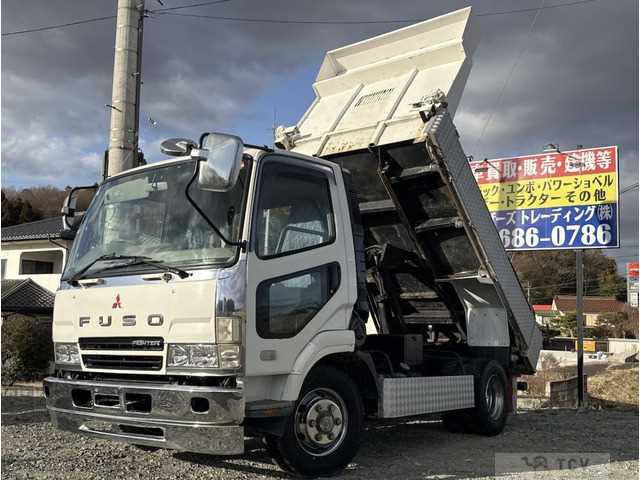 2005 Mitsubishi Fighter