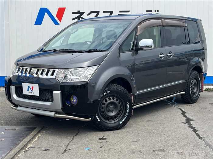 2014 Mitsubishi Delica D5