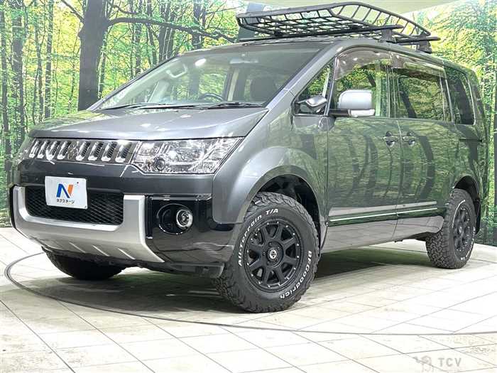 2015 Mitsubishi Delica D5
