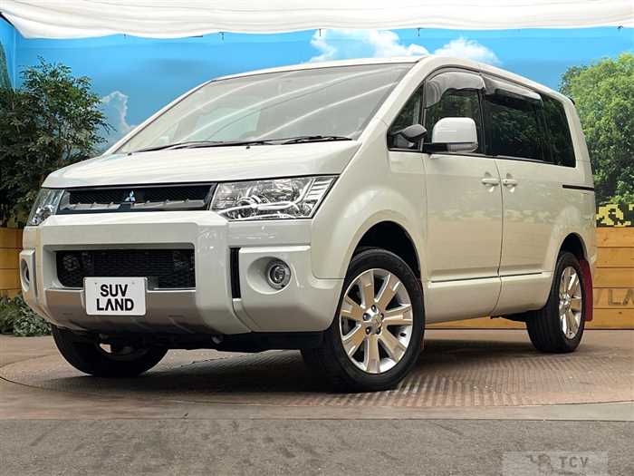 2019 Mitsubishi Delica D5