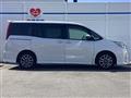 2014 Toyota Noah