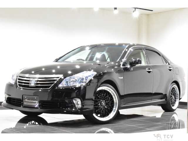 2012 Toyota Crown Hybrid