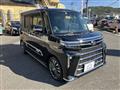 2022 Daihatsu Tanto Custom