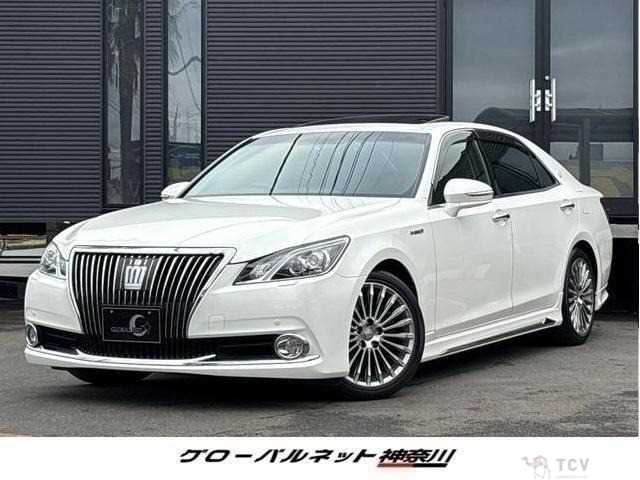2013 Toyota Crown Majesta
