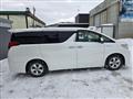 2015 Toyota Alphard Hybrid