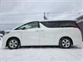 2015 Toyota Alphard Hybrid
