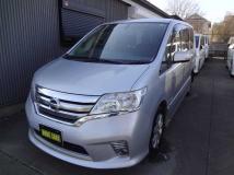 2013 Nissan Serena