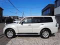 2011 Mitsubishi Pajero