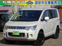2015 Mitsubishi Delica D5