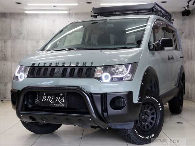 2010 Mitsubishi Delica D5