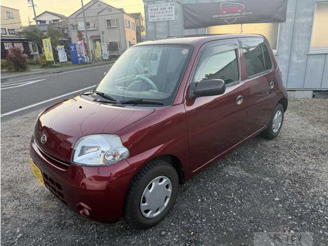 2009 Daihatsu Esse