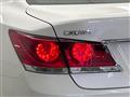 2013 Toyota Crown Hybrid
