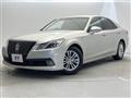 2013 Toyota Crown Hybrid