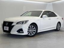 2017 Toyota Crown Hybrid