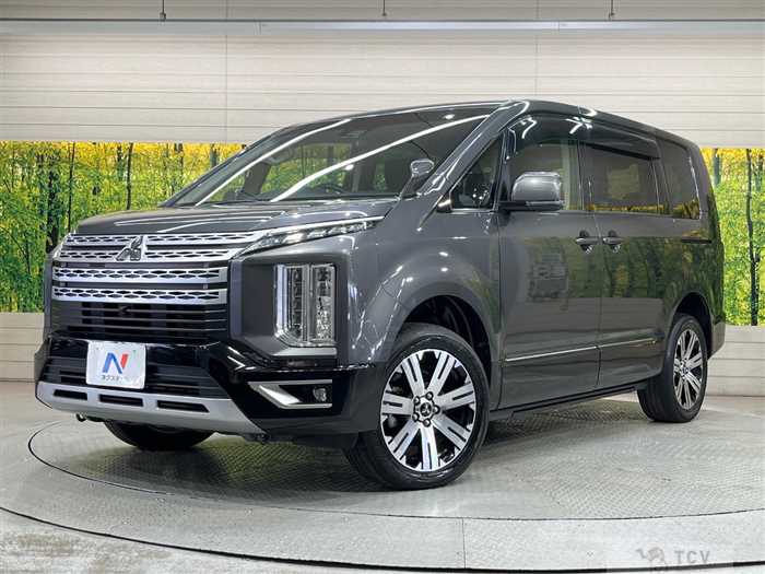 2021 Mitsubishi Delica D5