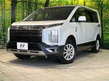 2023 Mitsubishi Delica D5