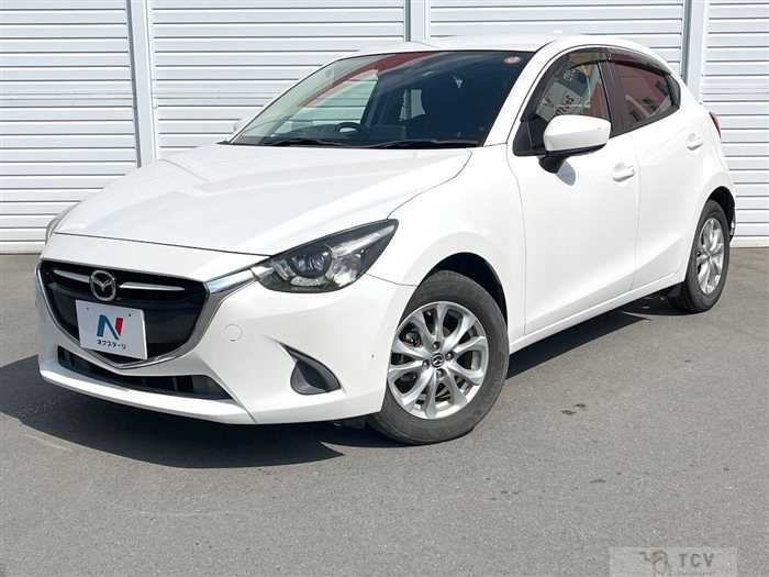 2016 Mazda Demio