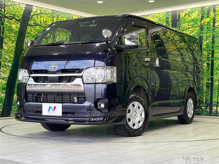 2022 Toyota Hiace Van